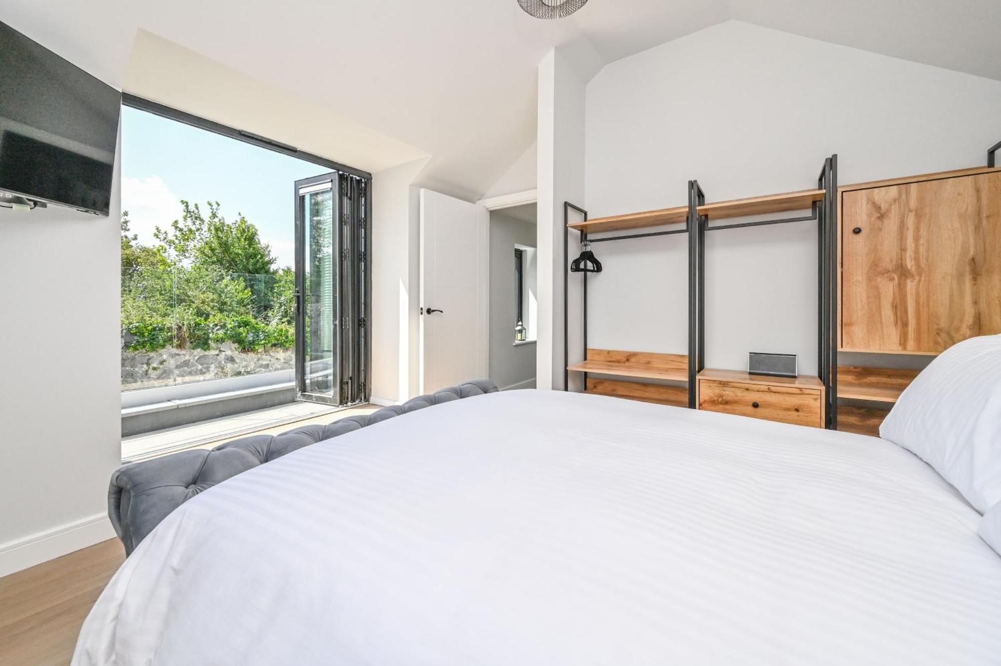 1 The Nest - Luxury Modern House Nr Beach & Bars With Sea Views & Free Parking Villa Charlestown  Ngoại thất bức ảnh