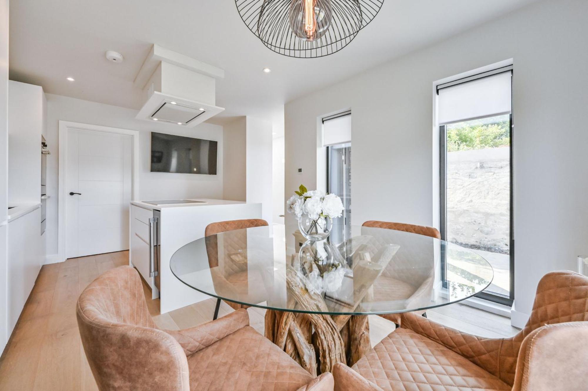 1 The Nest - Luxury Modern House Nr Beach & Bars With Sea Views & Free Parking Villa Charlestown  Ngoại thất bức ảnh